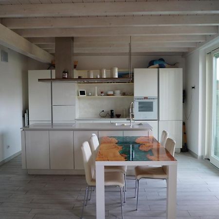 Charme Lake Loft Ispra Extérieur photo